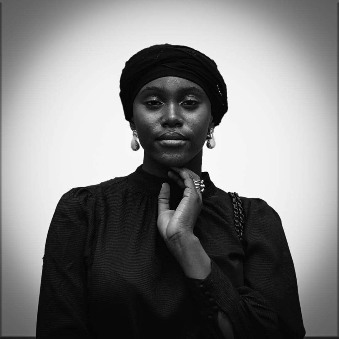 Post media